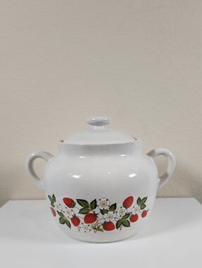 Vintage Sheffield Strawberries 'N Cream